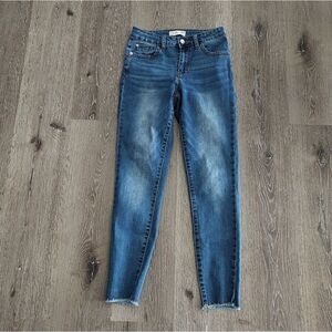 Thread Market Mid Rise Raw Hem Skinny Jeans 5/27